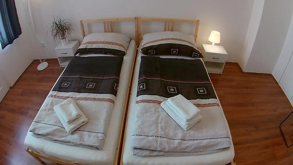 Jezerka Apartments Praga